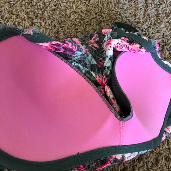 PINK bralette - Picture 3 of 4